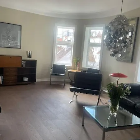 Apartment Leilighet *